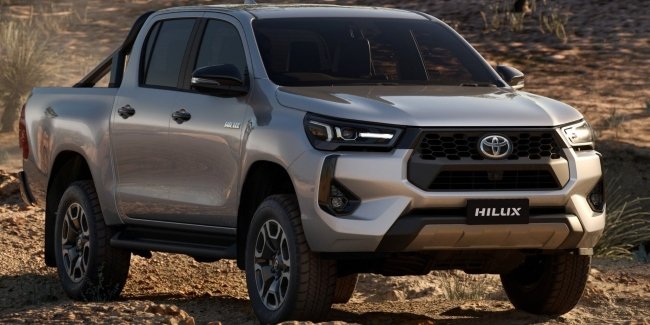   Toyota Hilux 2024-  