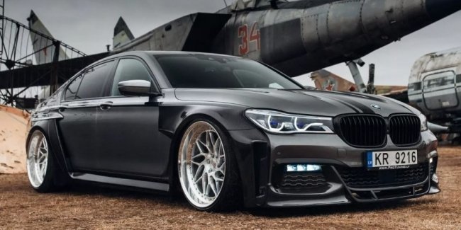  ⳿    BMW 7 Series
