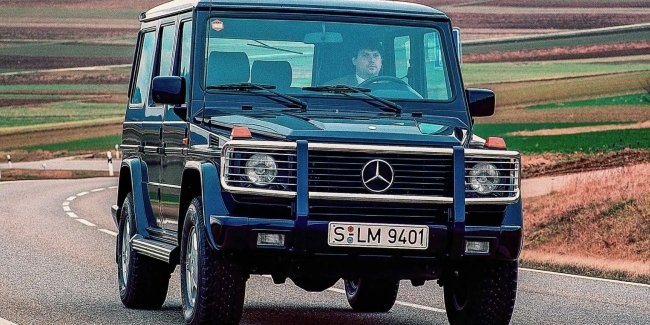 80   Mercedes-Benz G-Class  