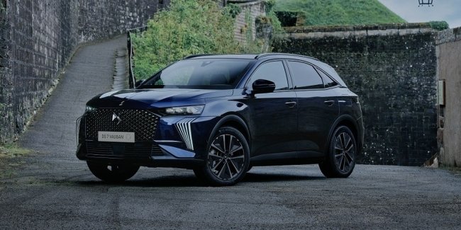   DS 7 VAUBAN -   Plug-In     44