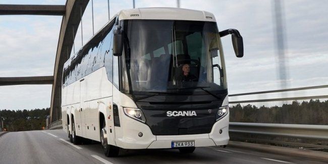  Scania Touring   