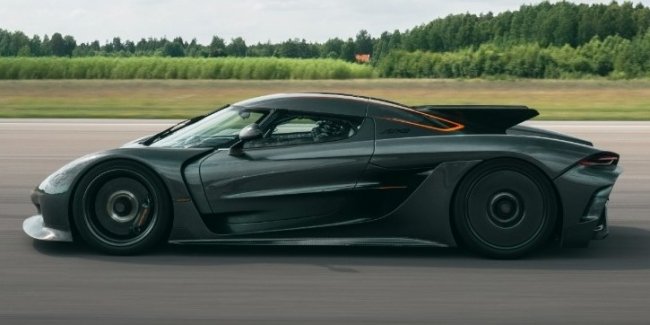 Koenigsegg Jesko  4   