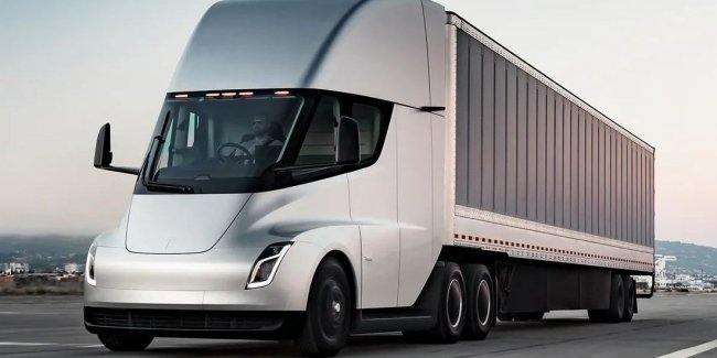 Tesla    Semi  