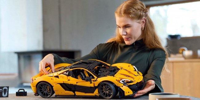 Lego Technic    McLaren P1