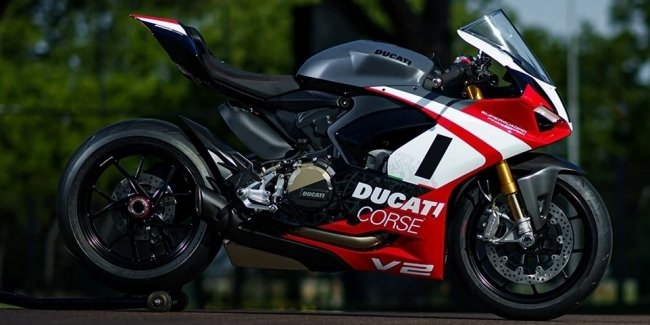 ʳ  V-    Ducati   