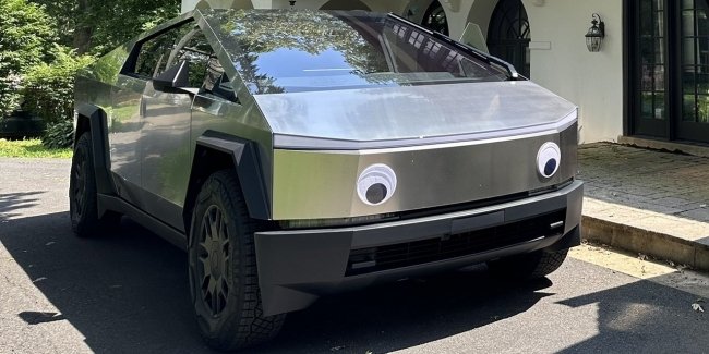 Tesla Cybertruck       