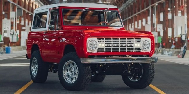  Ford Bronco   