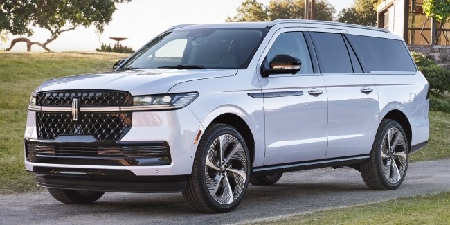   Lincoln Navigator 2025 