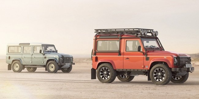  Land Rover Defender   