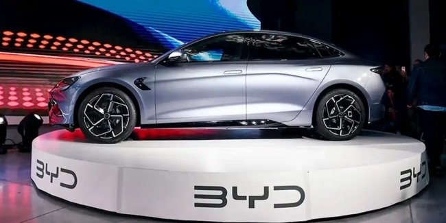  BYD   2024    1  