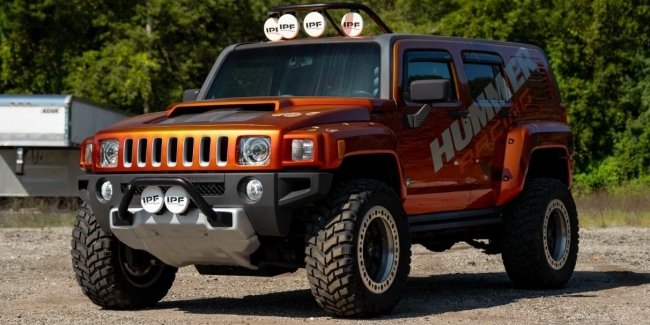   Hummer H3R   