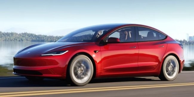 Tesla Model 3     