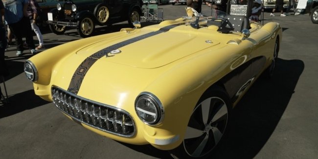     Chevrolet Corvette 50-   BMW