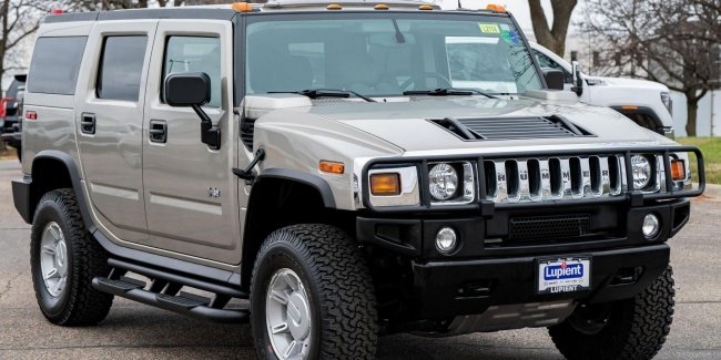  20- Hummer H2  