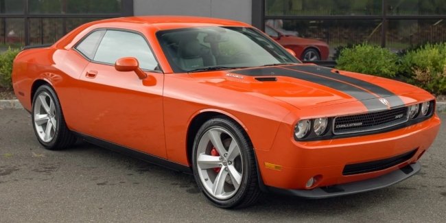    15- Dodge Challenger  