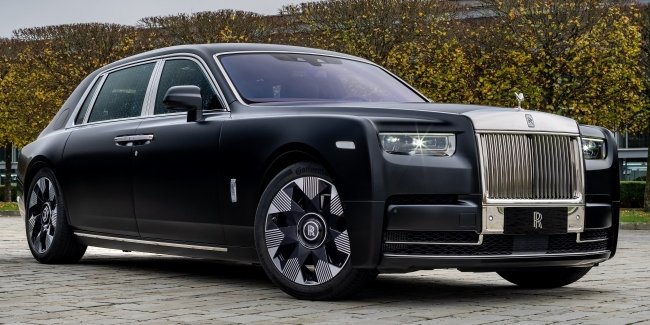 Rolls-Royce Phantom     