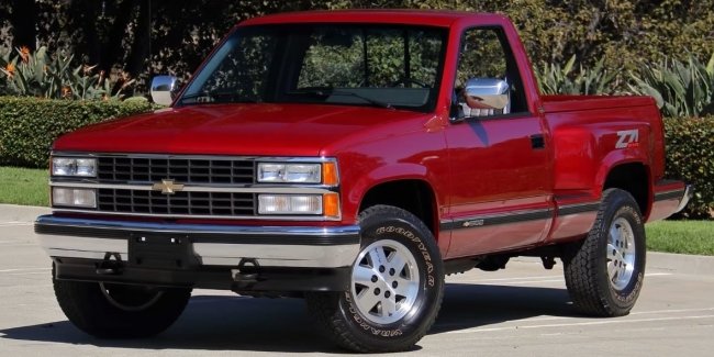 г Chevrolet Silverado K1500 1990    