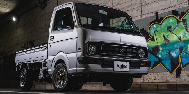    Suzuki Carry  -