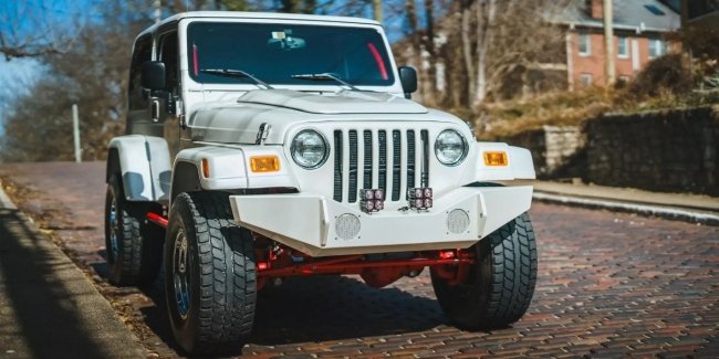    Jeep  Dodge Viper