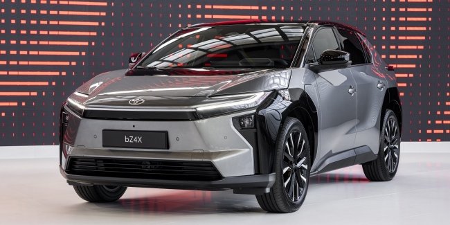 Toyota    bZ4X