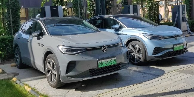 Українці стали купувати значно менше авто з Китаю