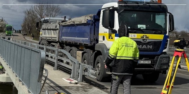 Міст на дорозі до Шацьких озер пройшов випробування