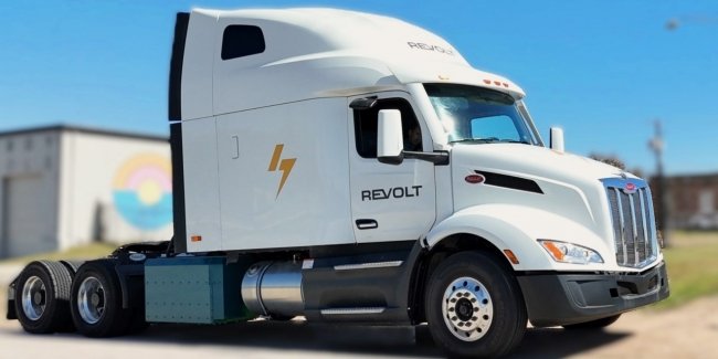 ReVolt Motors    Peterbilt