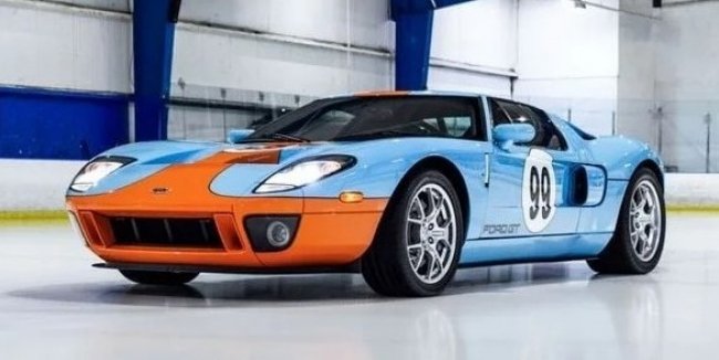 У США продають суперкар Ford GT легенди хокею Вейна Гретцкі