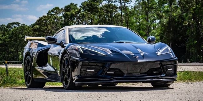 Копи у Флориді отримали легендарний Chevrolet Corvette