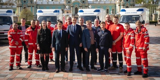 З Кореї надійшли новенькі «швидкі» на шасі KIA Bongo