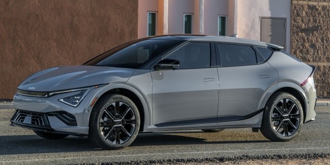 Оновлений KIA EV6 став значно дорожчим за свого попередника
