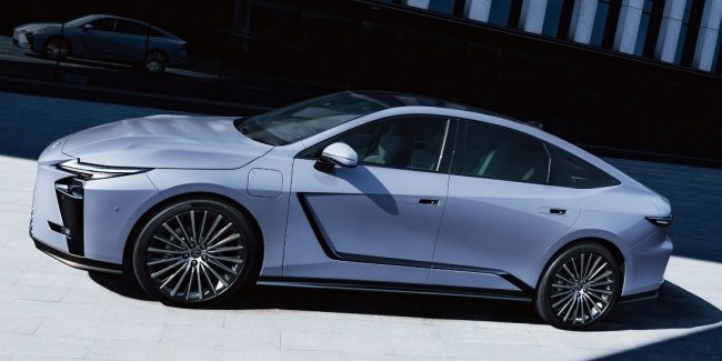 Світова презентація нового Lexus ES: стиль, розкіш та технології на найвищому рівні