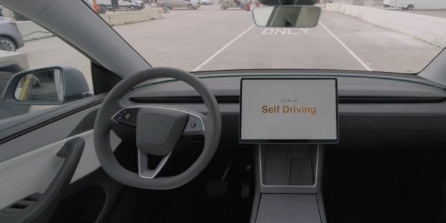 Tesla запустила тестовий сервіс роботаксі для працівників компанії
