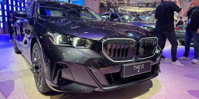 BMW    5 Series