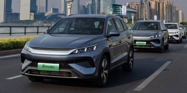  BYD Song Pro DM-i     12 725 