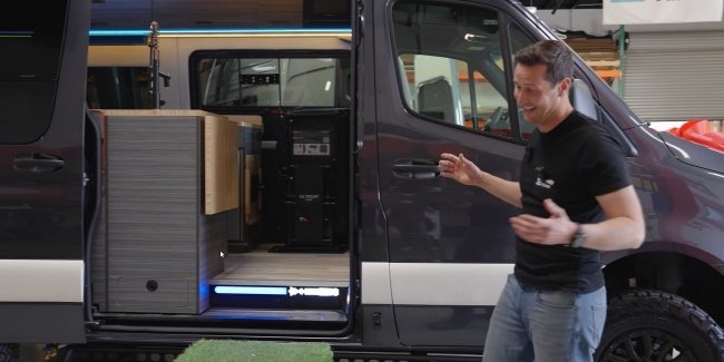 Mercedes-Benz Sprinter        