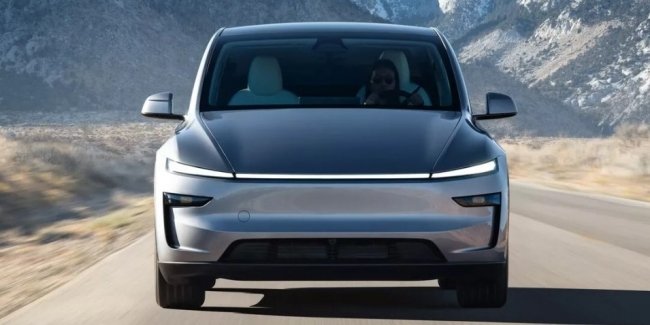Tesla      Model Y