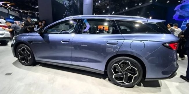 BYD    VW Passat