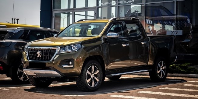   PEUGEOT Landtrek    