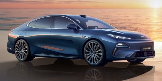      Geely Galaxy Starshine 8