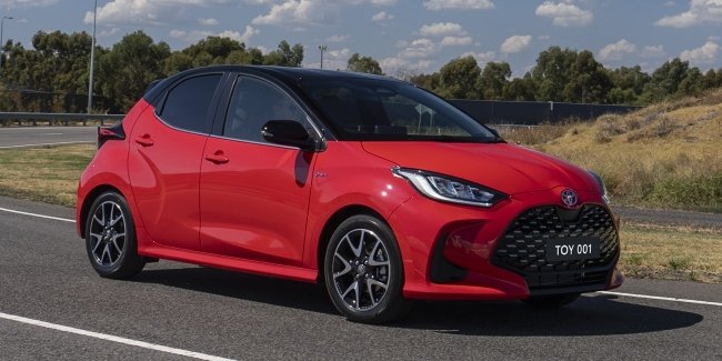 Toyota  곻  Yaris  Yaris Cross