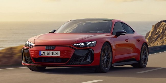 Audi e-tron GT         100  