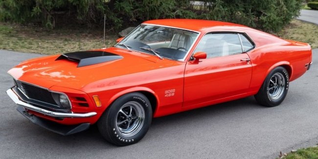  55- Ford Mustang     627 000 