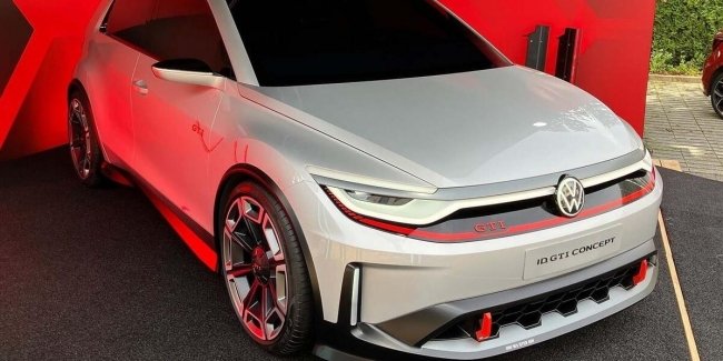   Volkswagen     Golf GTI