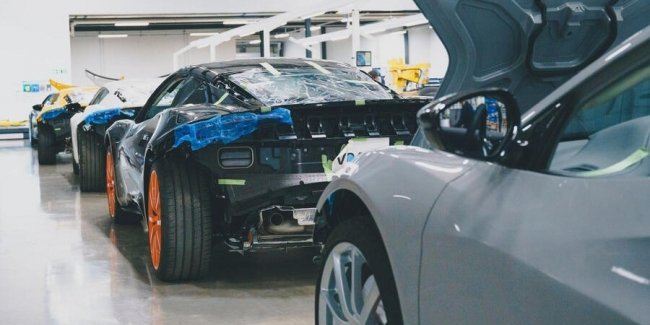 Lotus    Toyota Camry V6   V8