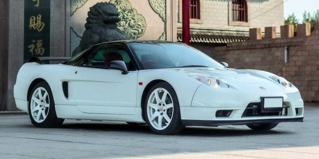 22- Honda NSX      