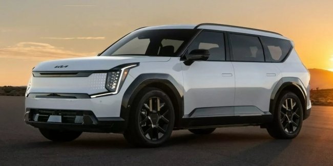 KIA EV9      