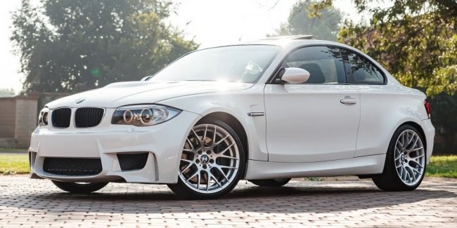      BMW 1 Series   V8