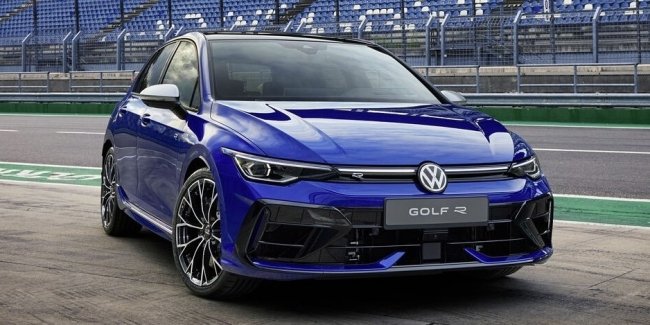 Volkswagen    Golf R  볿