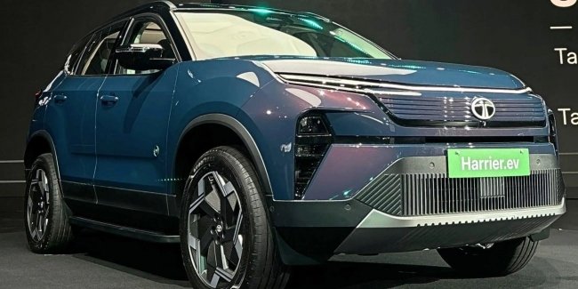   Tata Harrier   Land Rover